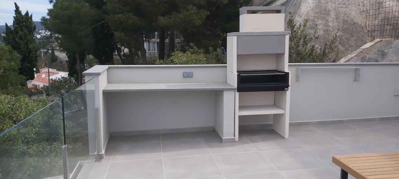 Apartamento Con Terraza Y Vistas Al Mar Roses Exterior photo